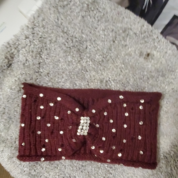 Headbands - Picture 1 of 2